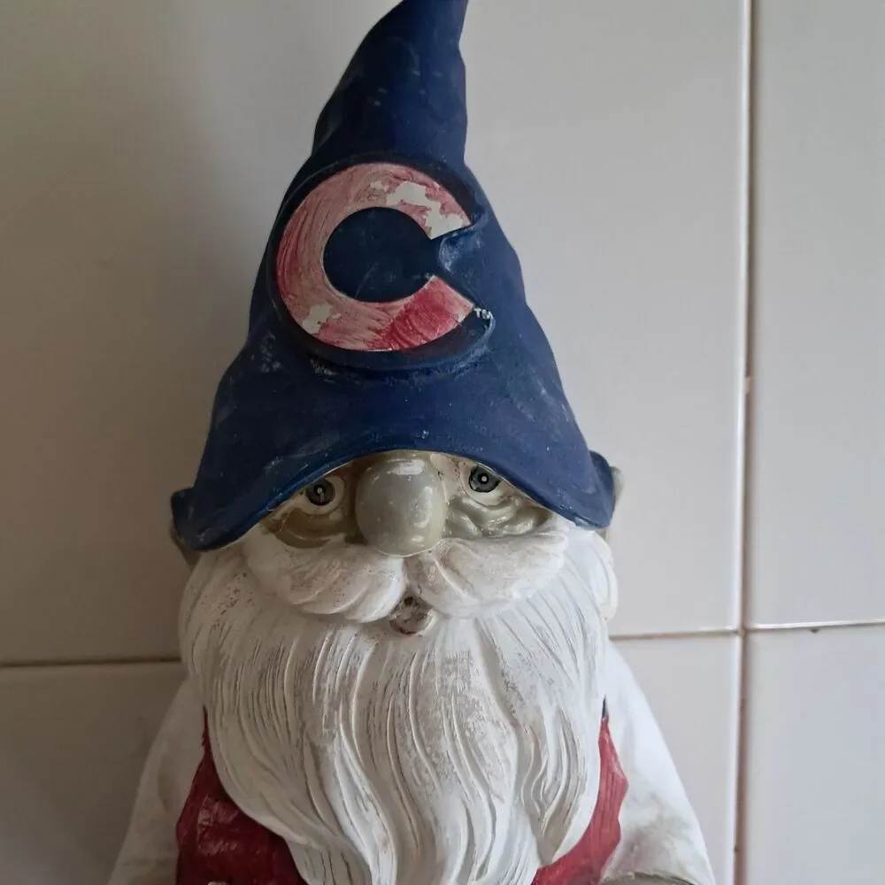 2015 Chicago Cubs Garden Gnome 11” Statue Holding Baseball Walking Stick